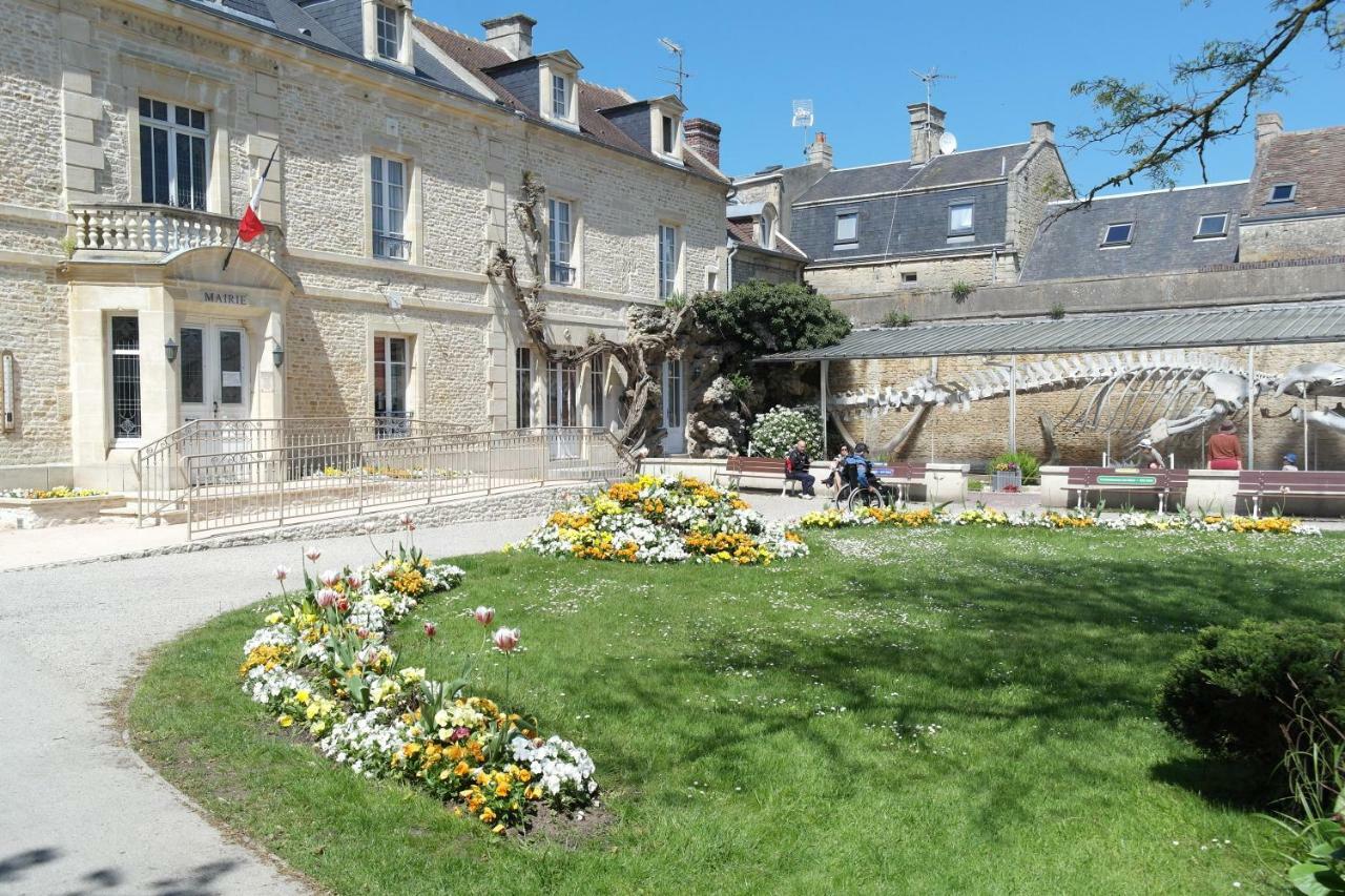 50 M2 De Charme Au Coeur Des Plaisirs De La Cote Lejlighed Luc-sur-Mer Eksteriør billede